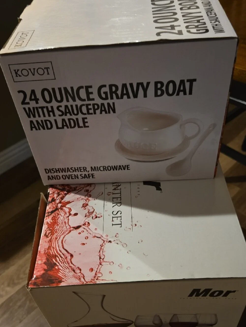 OVO White Gravy Boat Set with Spoon